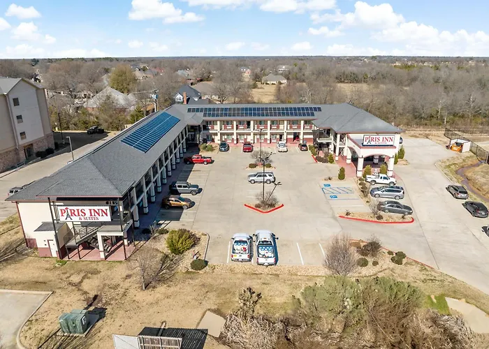 Paris Inn & Suites